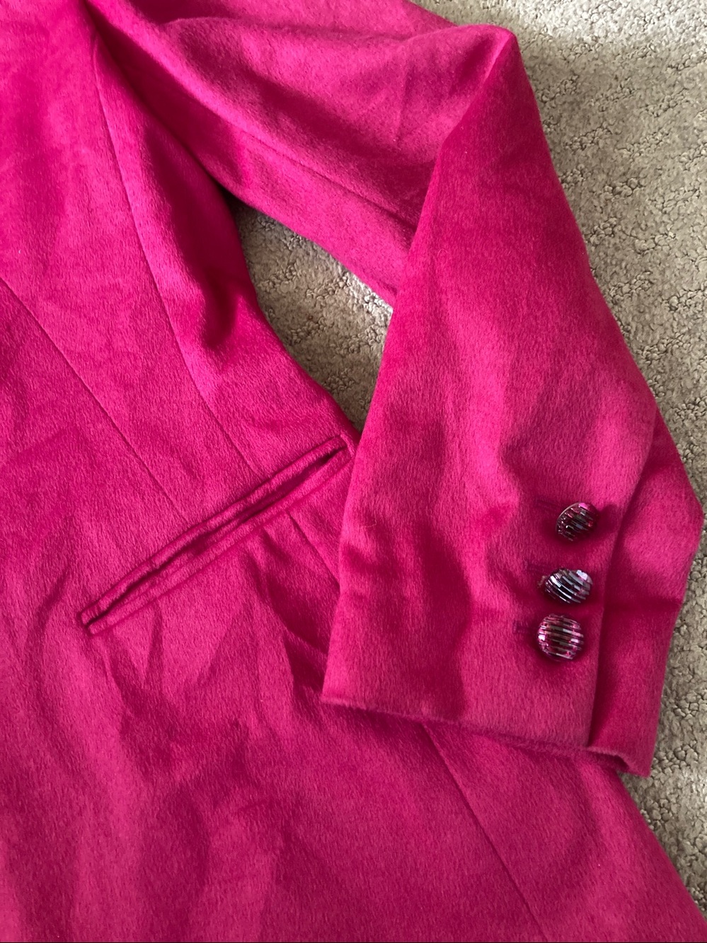 Vintage Escada fuchsia rabbit & wool blazer jacket, ~Medium. - Picture 3 of 16